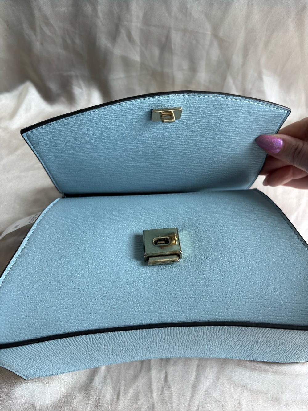 Aldo Light Blue Crossbody Bag with Tortoiseshell-Link Accent - Picture 9 of 16